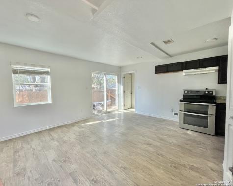 1033 Rivas Street San Antonio TX 78207