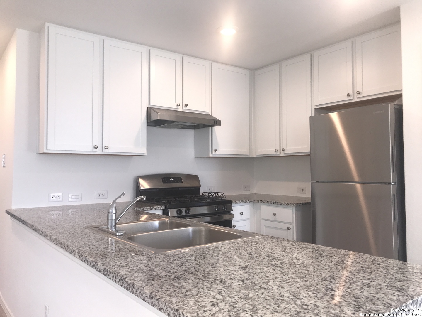 7410 Silos Ridge San Antonio TX 78252