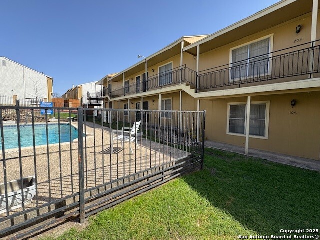 911 Vance Jackson San Antonio TX 78201