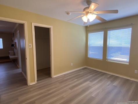 9923 Amber Ledge San Antonio TX 78245