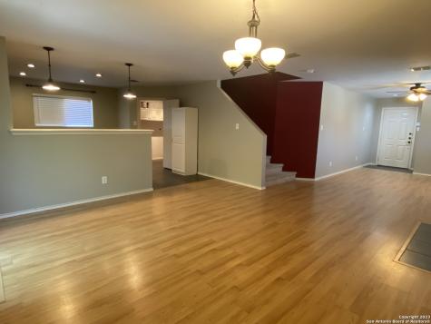 9923 Amber Ledge San Antonio TX 78245