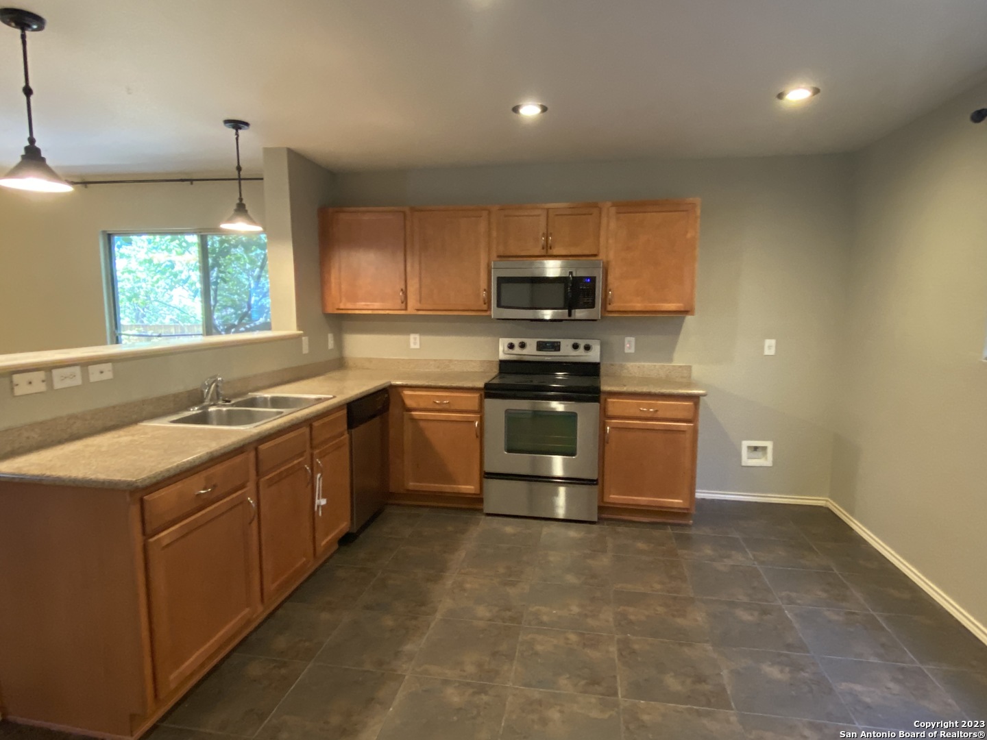 9923 Amber Ledge San Antonio TX 78245