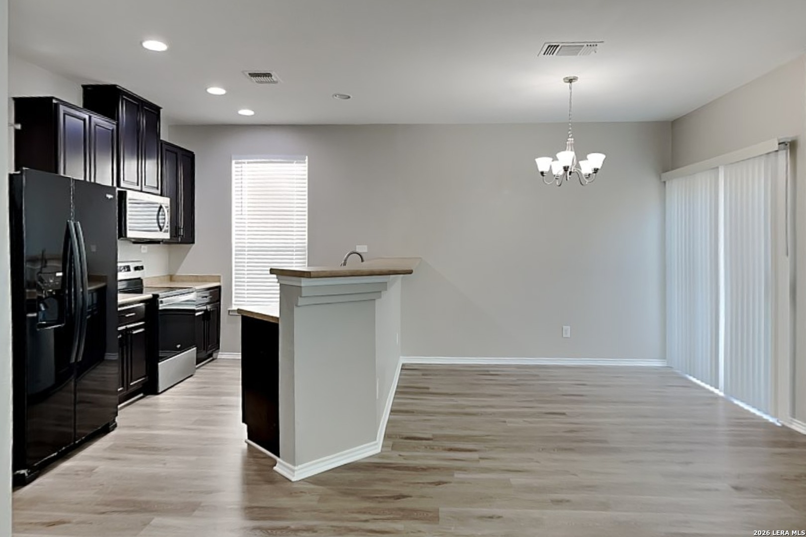9914 Hawk Village Converse TX 78109