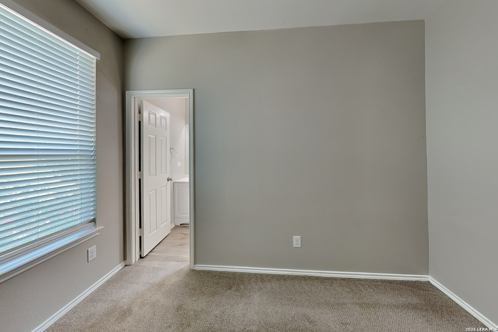 9914 Hawk Village Converse TX 78109
