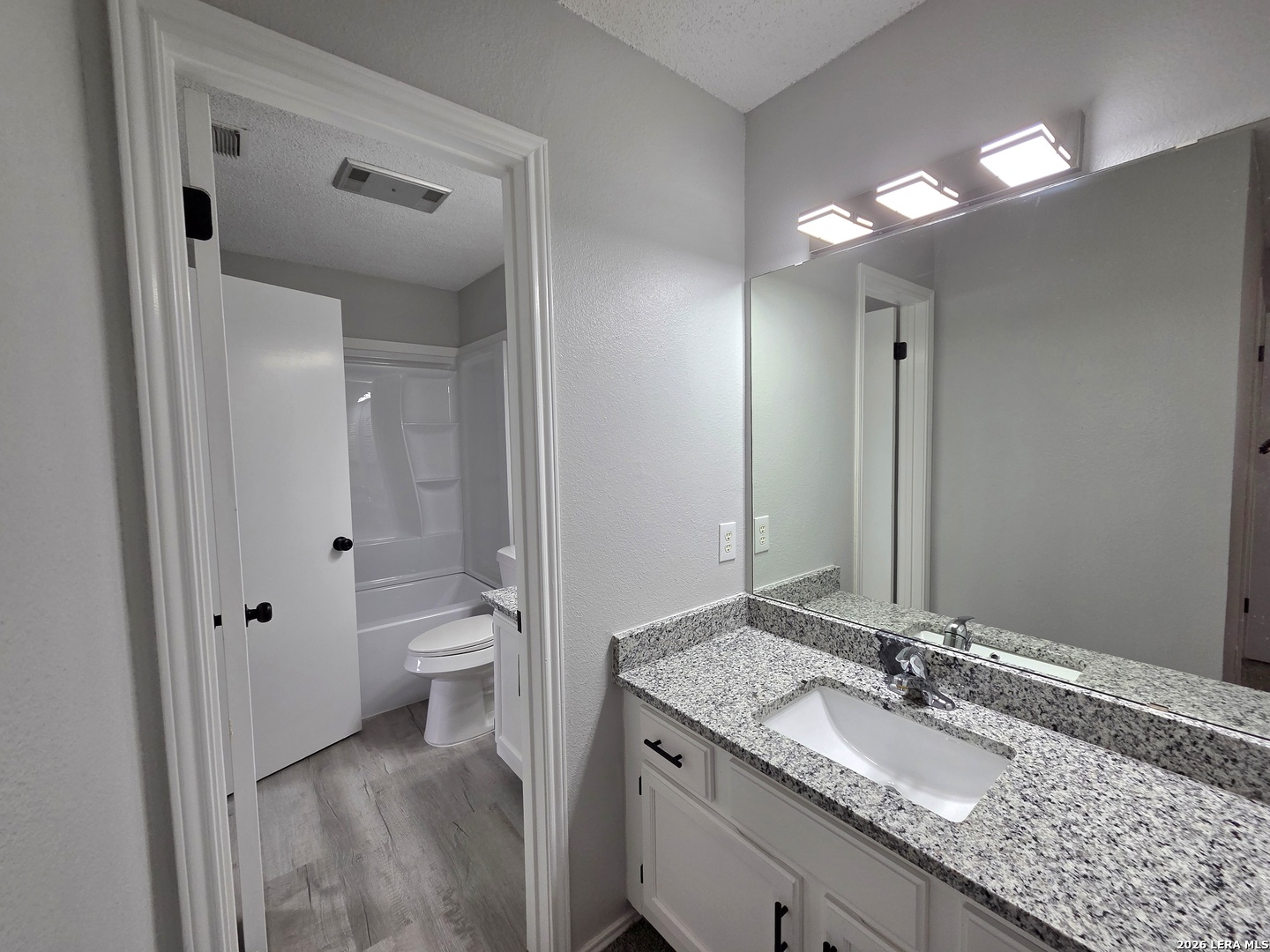 9917 Ardash San Antonio TX 78250