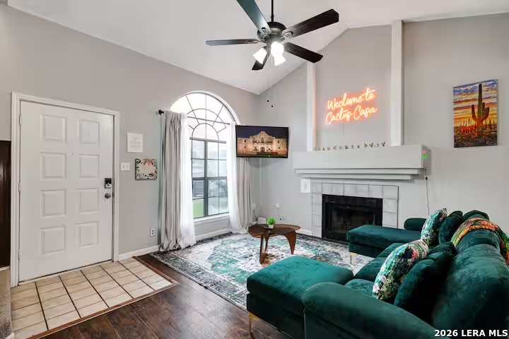 10218 Barron Field San Antonio TX 78245