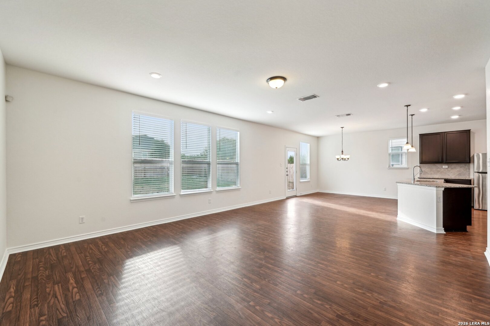 3306 Putnam Fields Converse TX 78109