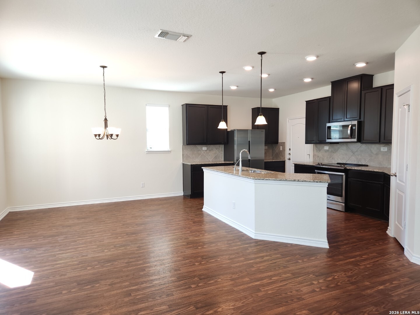 3306 Putnam Fields Converse TX 78109
