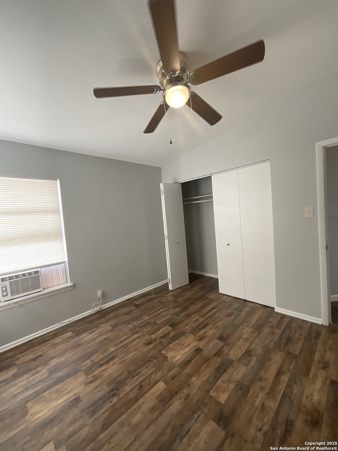 207 Pinehurst San Antonio TX 78221