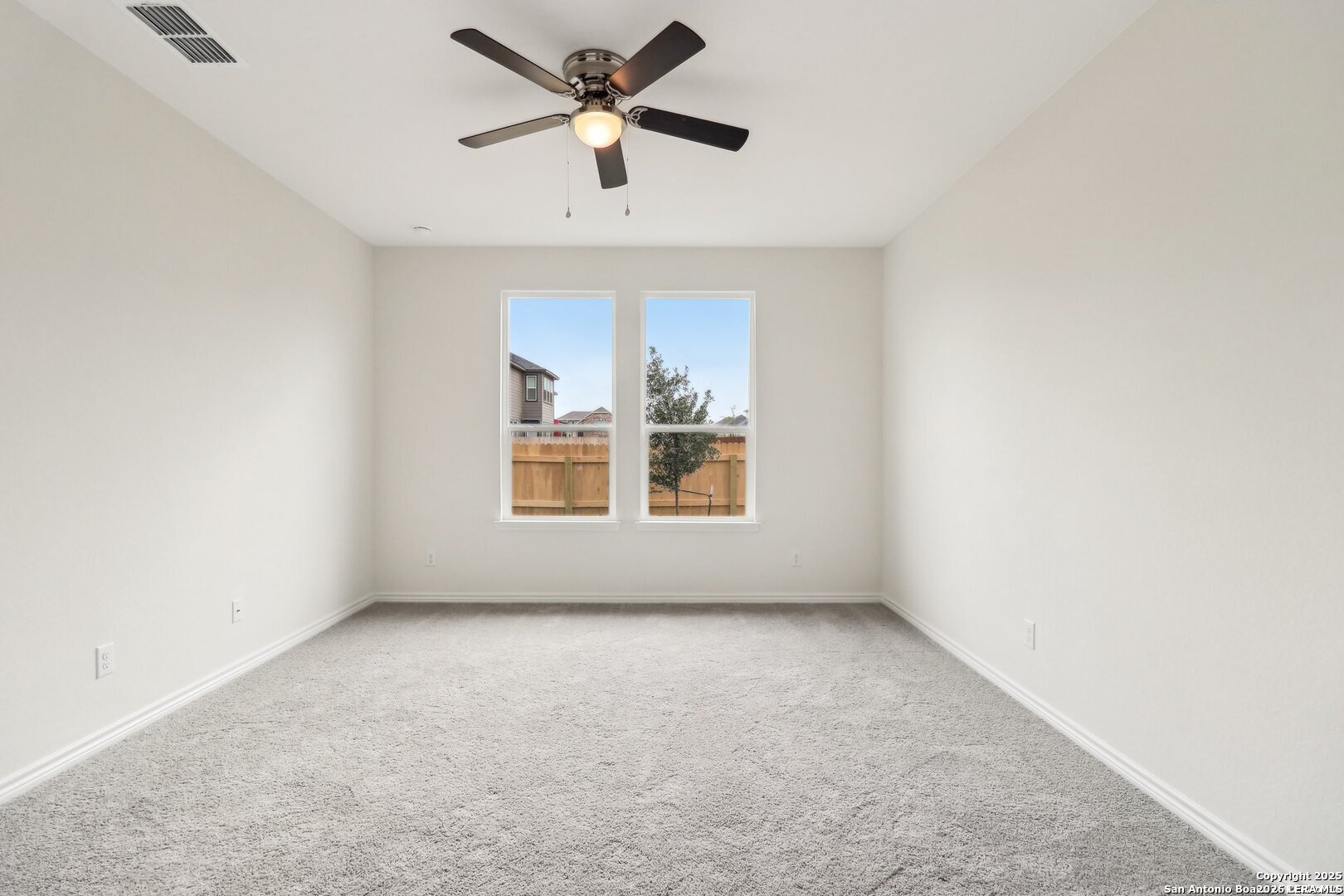 9406 Hinterlands San Antonio TX 78221