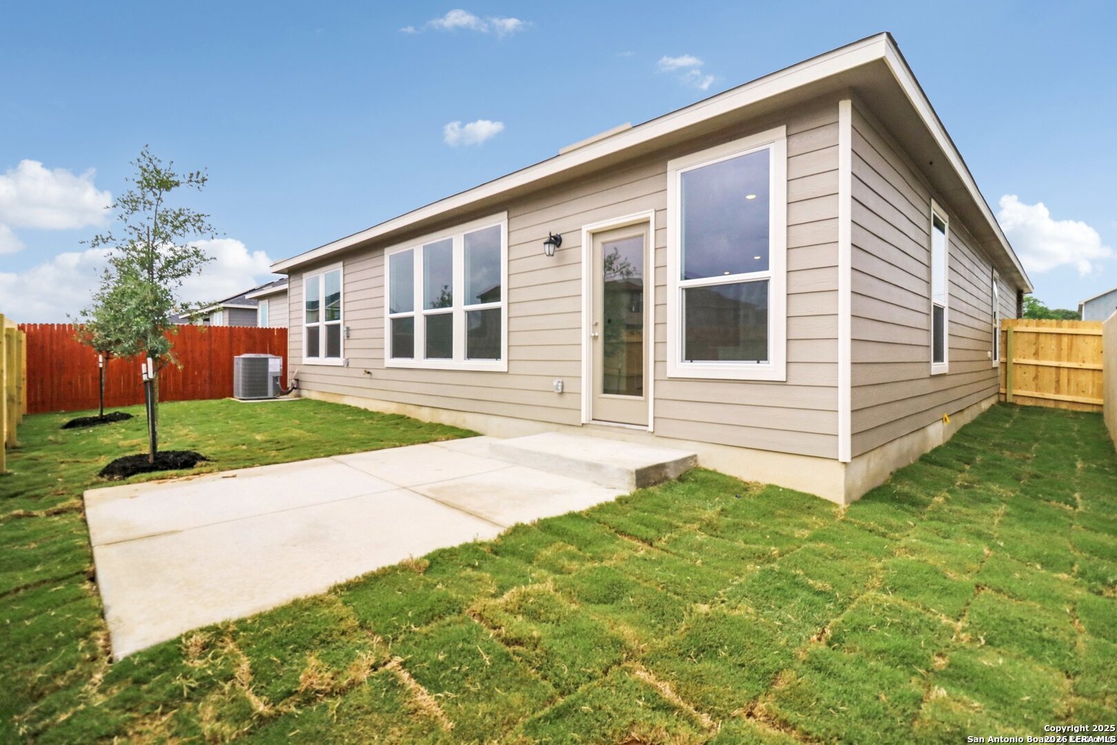 9406 Hinterlands San Antonio TX 78221