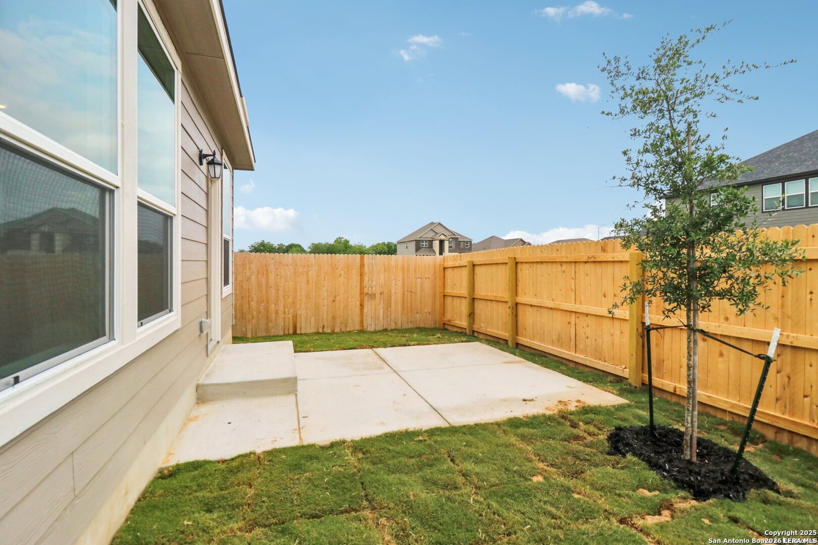 9406 Hinterlands San Antonio TX 78221
