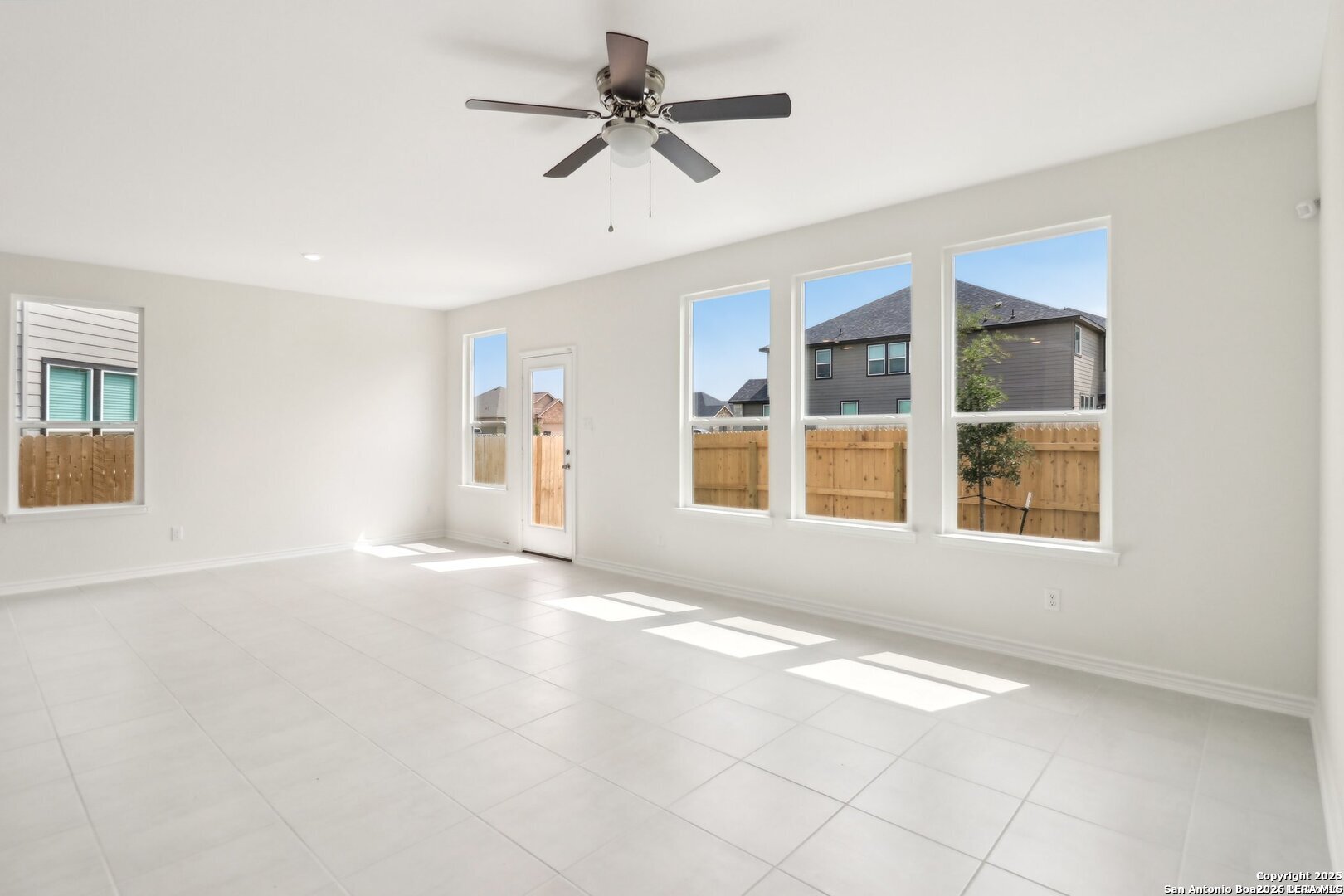 9406 Hinterlands San Antonio TX 78221