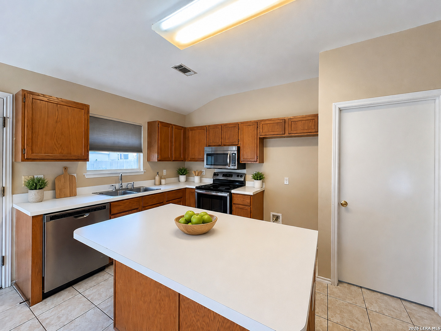 7306 Kingsland San Antonio TX 78244