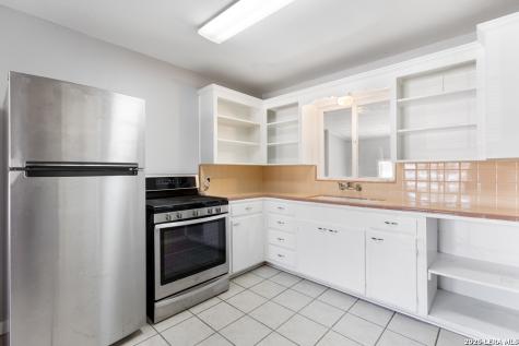 210 Dryden San Antonio TX 78213