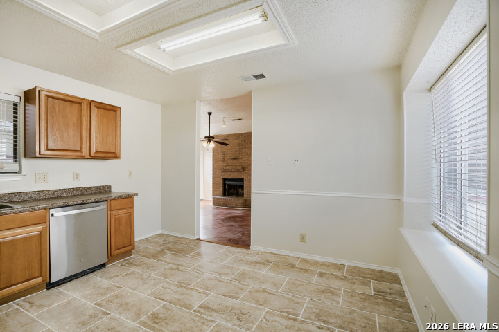 6206 Candleview San Antonio TX 78244