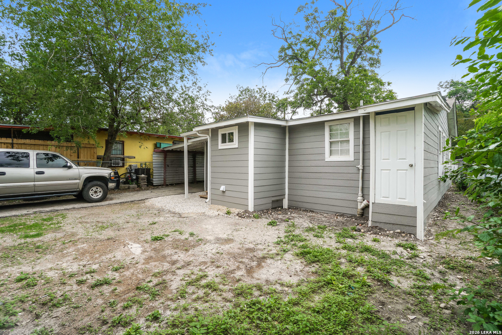 614 N Sabinas San Antonio TX 78207