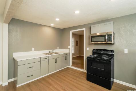 614 N Sabinas San Antonio TX 78207