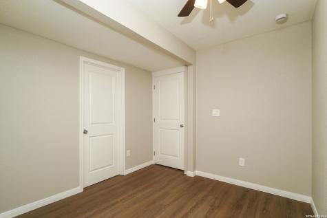 614 N Sabinas San Antonio TX 78207