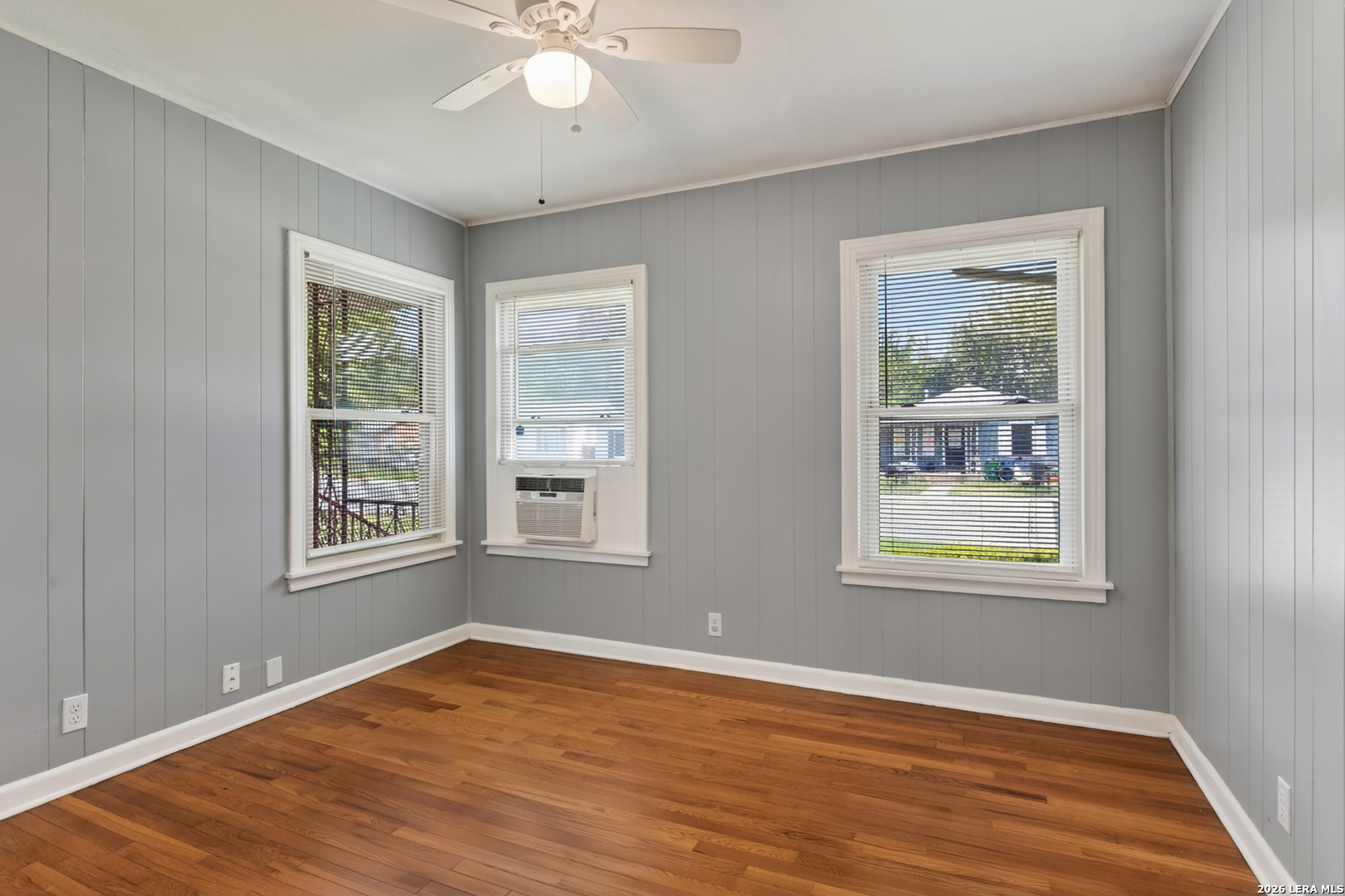 1322 W Malone San Antonio TX 78225