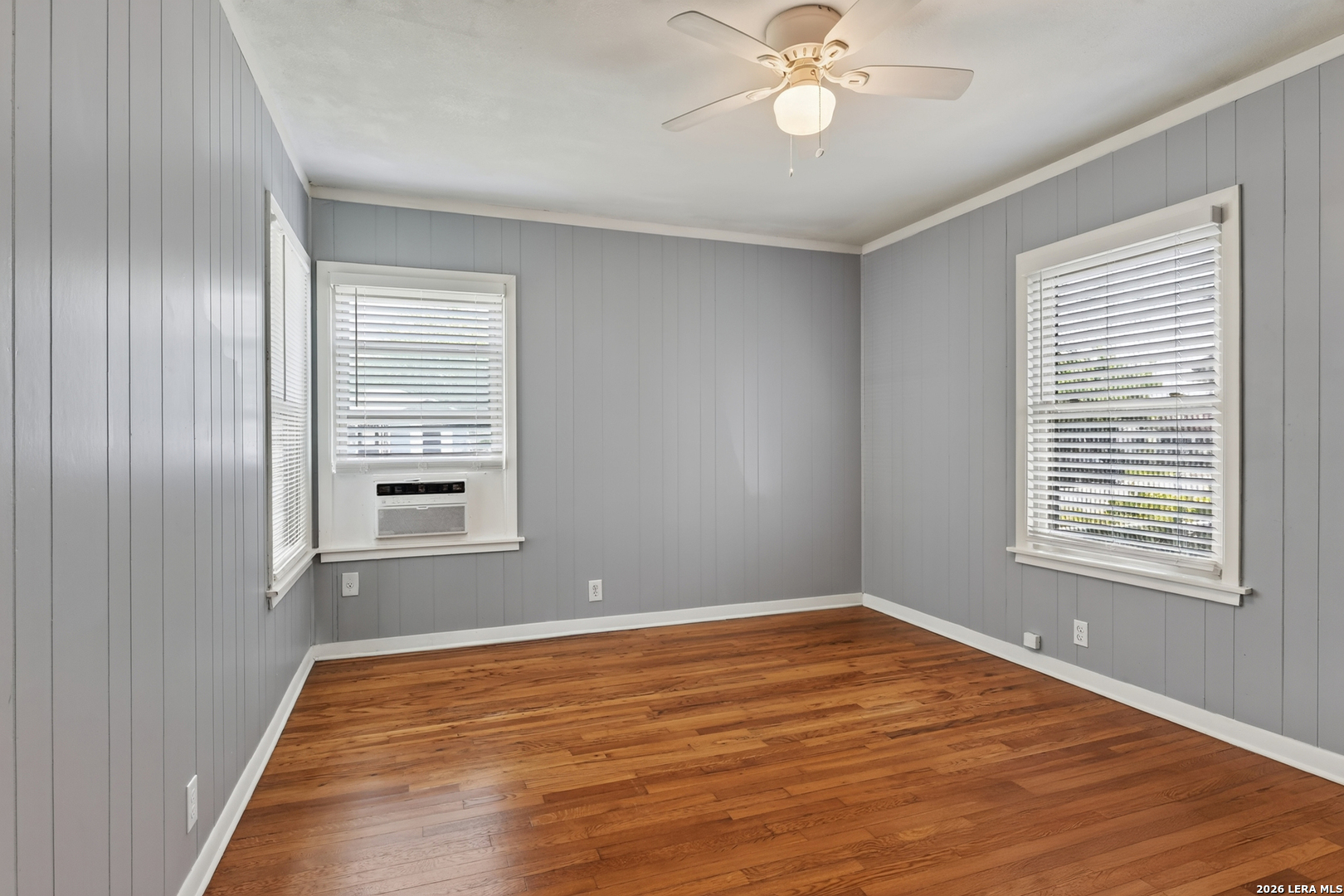 1322 W Malone San Antonio TX 78225