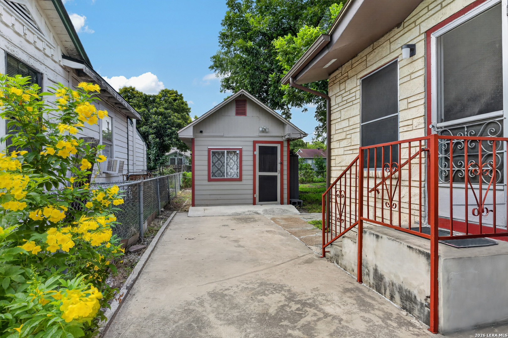 1322 W Malone San Antonio TX 78225