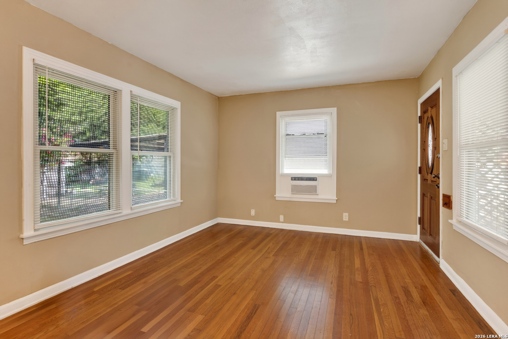 1322 W Malone San Antonio TX 78225