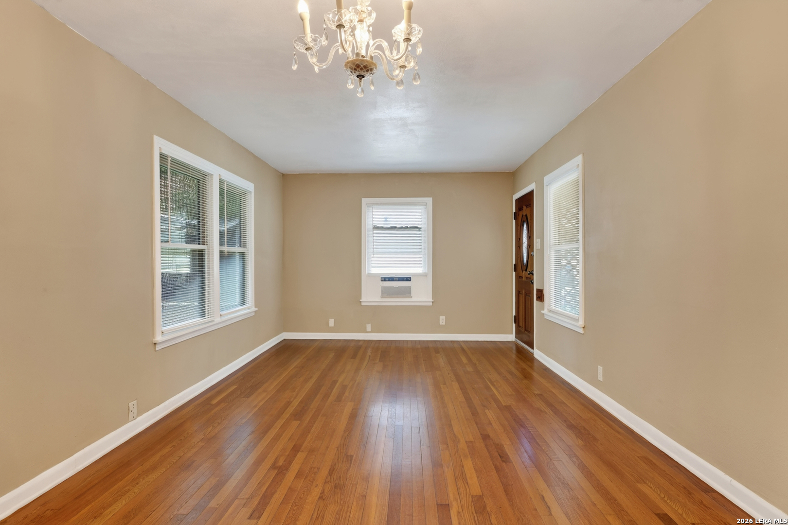 1322 W Malone San Antonio TX 78225