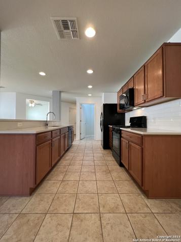 10909 Charreada Trail San Antonio TX 78245