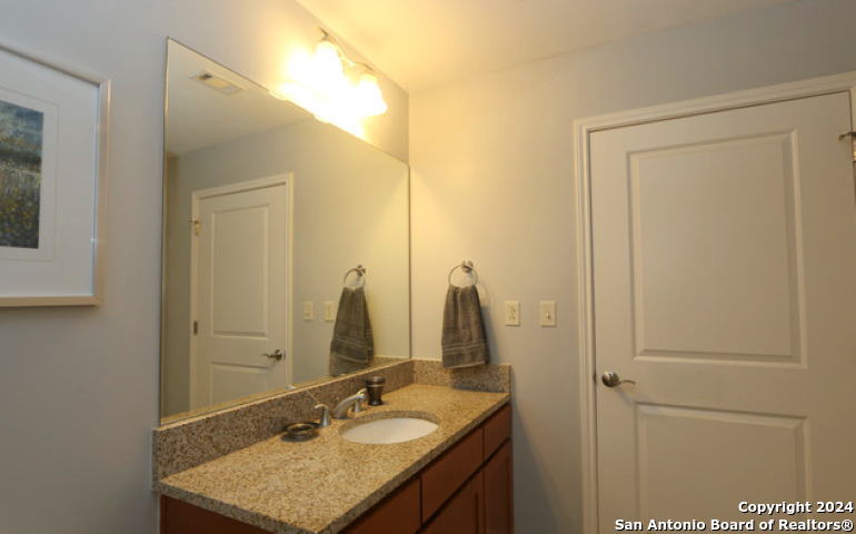 215 Center Street San Antonio TX 78202