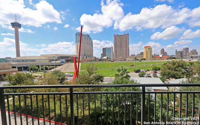 215 Center Street San Antonio TX 78202