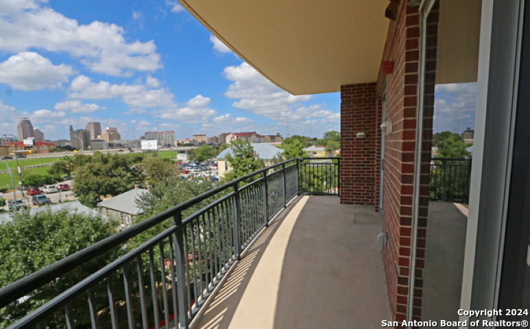 215 Center Street San Antonio TX 78202