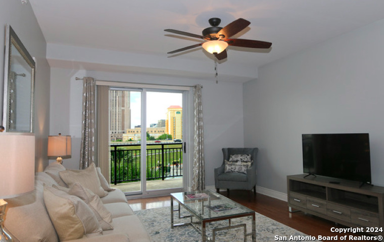 215 Center Street San Antonio TX 78202