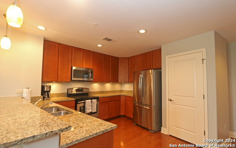 215 Center Street San Antonio TX 78202