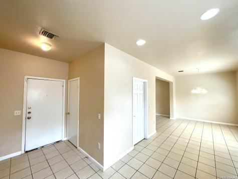 6911 Hallie Ridge San Antonio TX 78227
