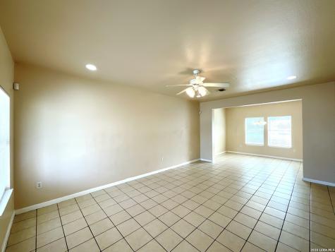 6911 Hallie Ridge San Antonio TX 78227