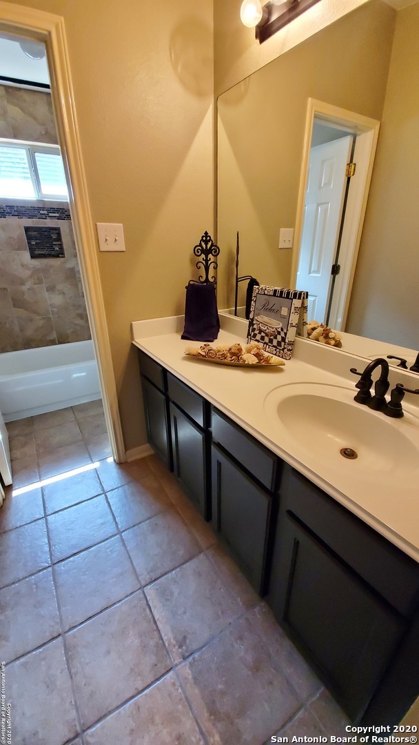 533 Thoreau Trail Schertz TX 78154