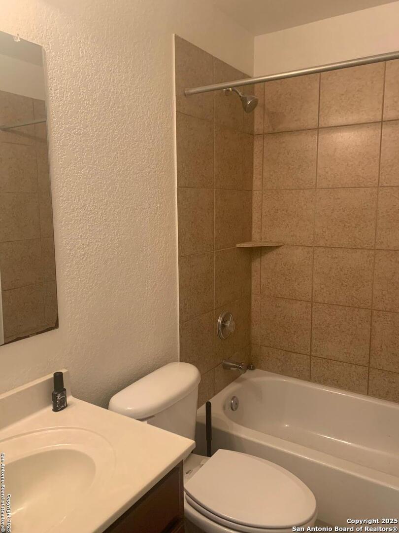 7502 Paraiso Point Boerne TX 78015