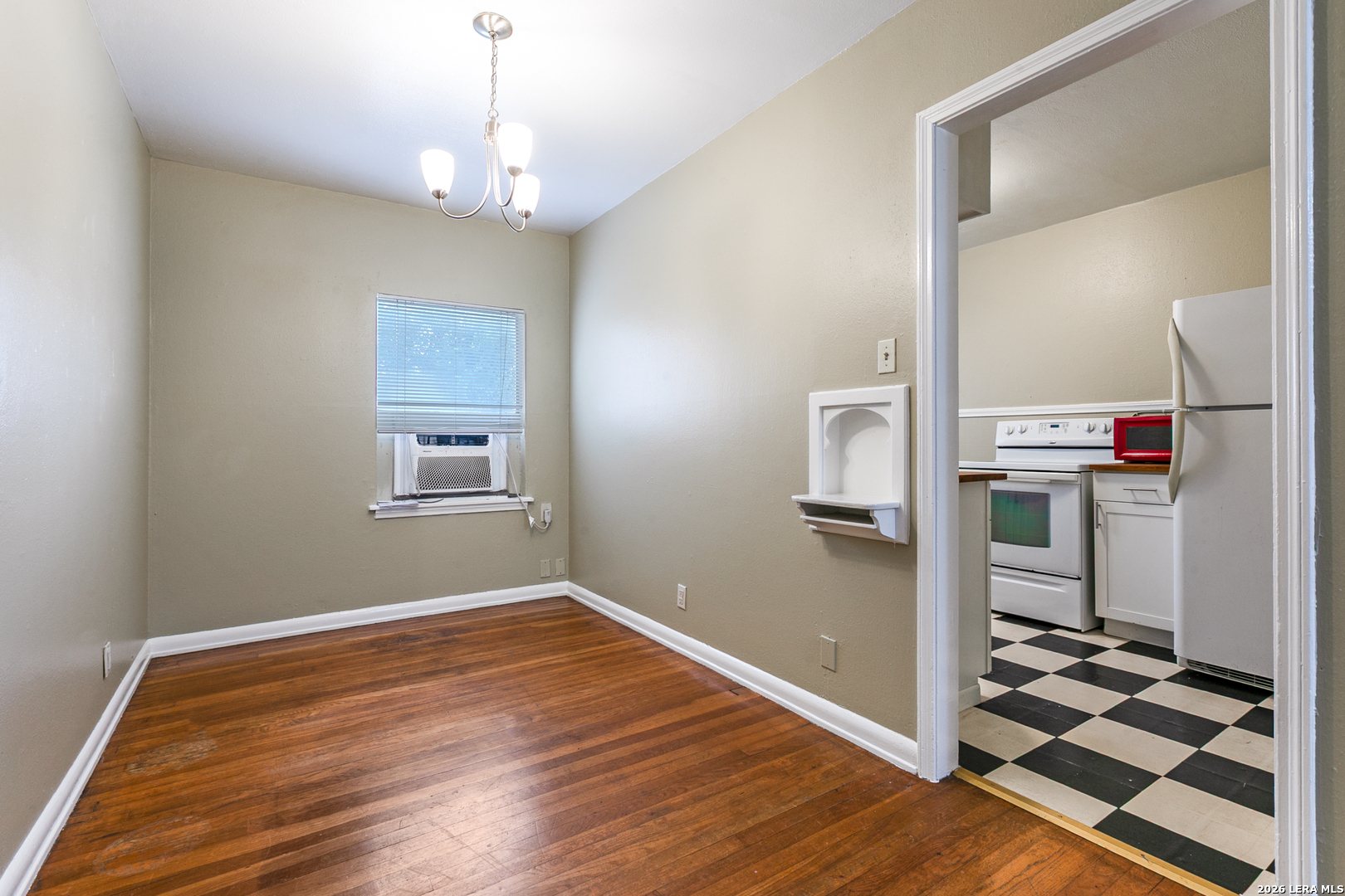 229 Natalen Avenue San Antonio TX 78209