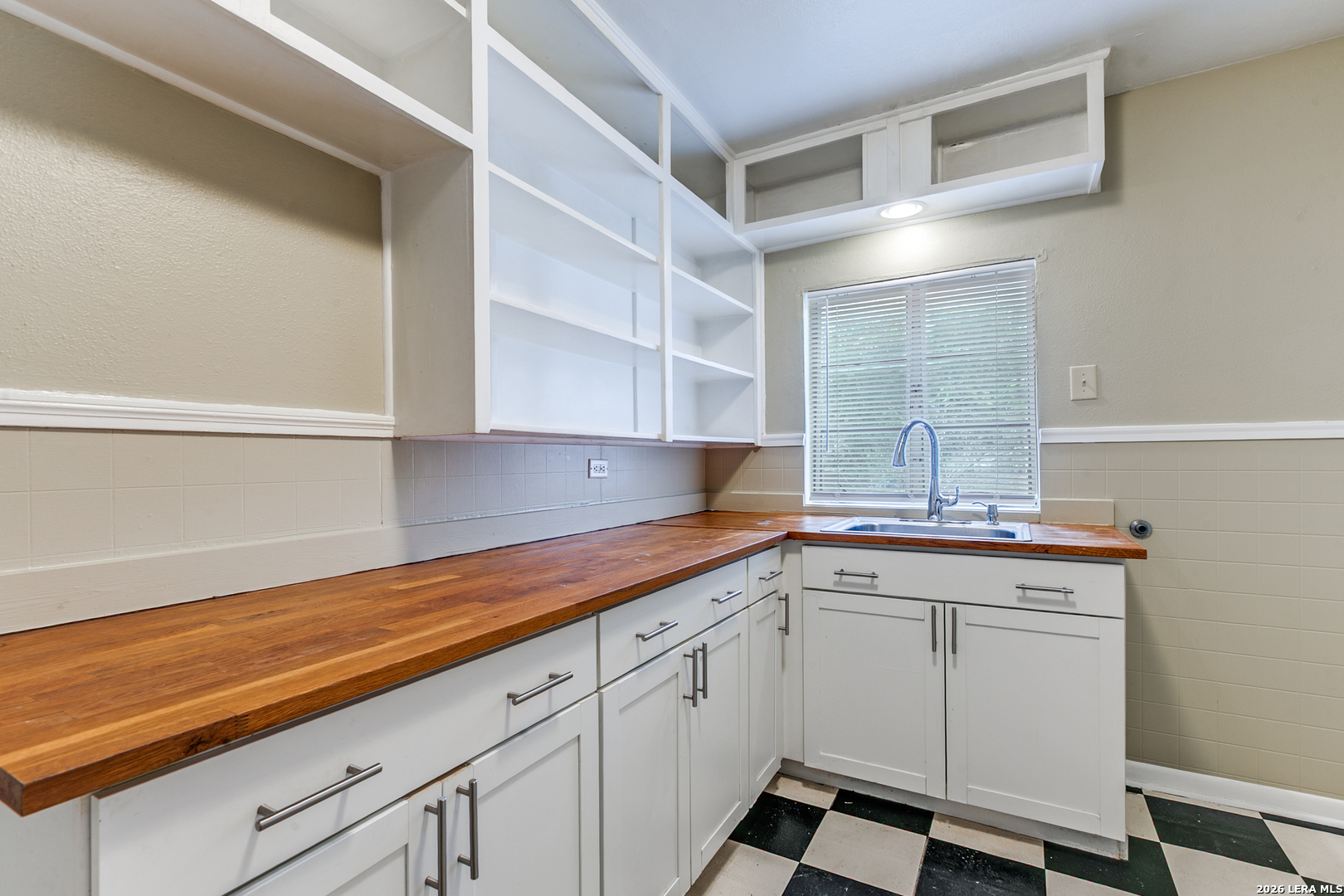 229 Natalen Avenue San Antonio TX 78209