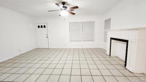 2443 W Huisache Avenue San Antonio TX 78228