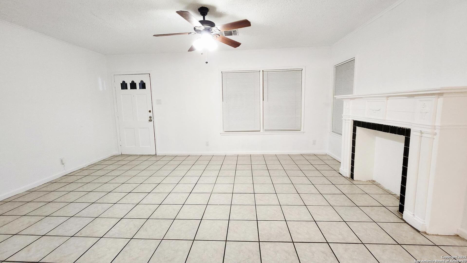 2443 W Huisache Avenue San Antonio TX 78228