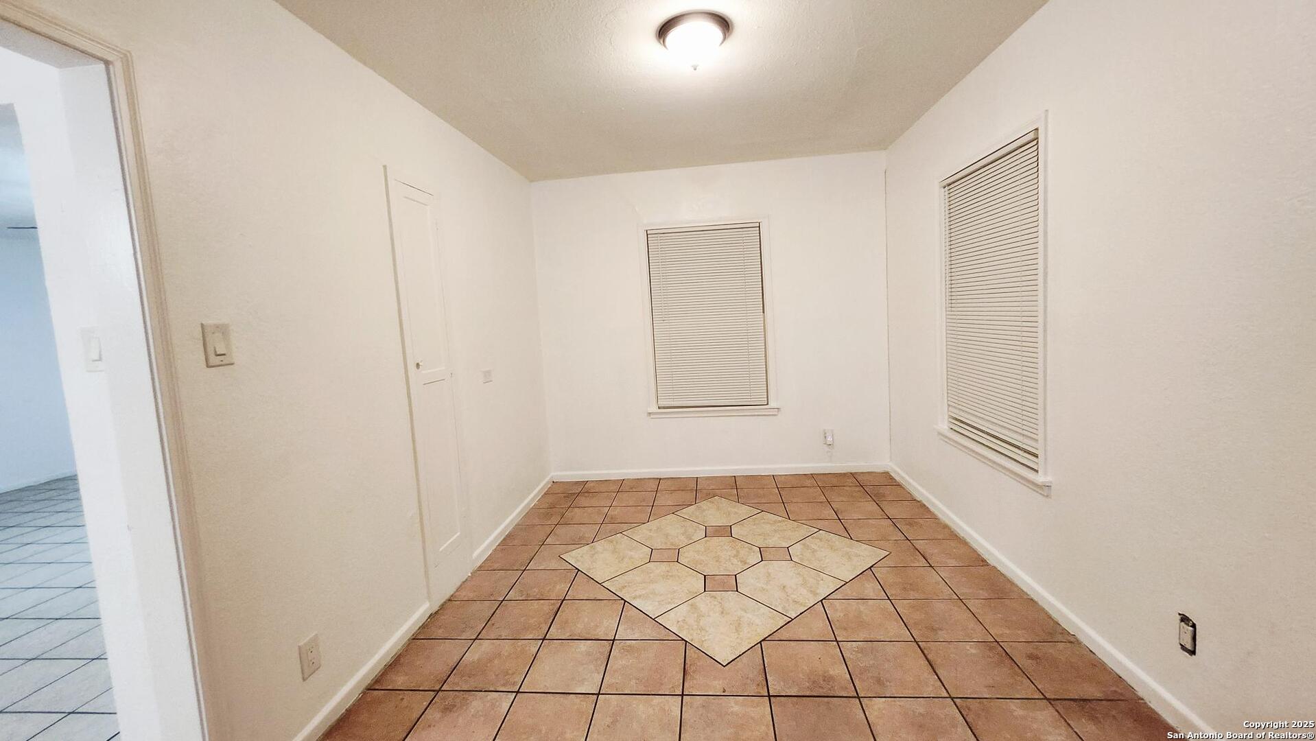 2443 W Huisache Avenue San Antonio TX 78228