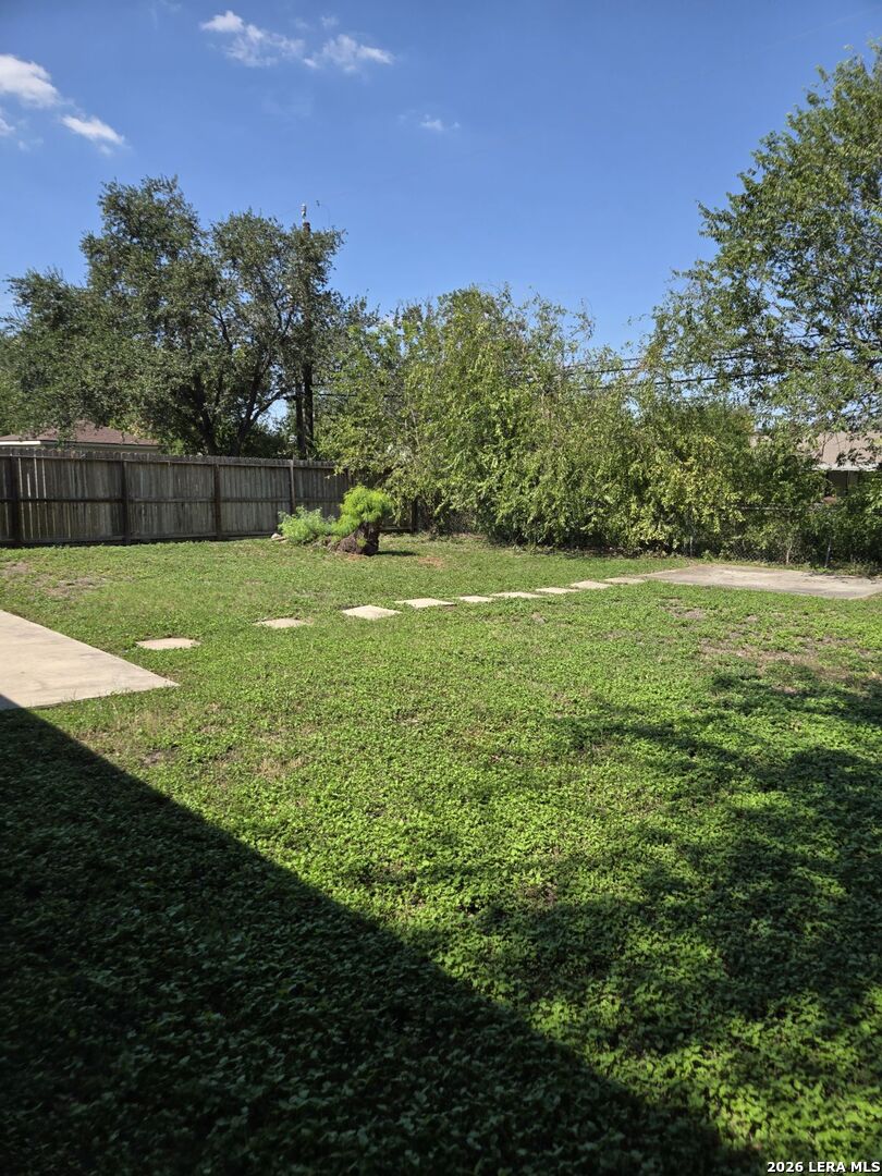 6123 Fir Valley Drive San Antonio TX 78242