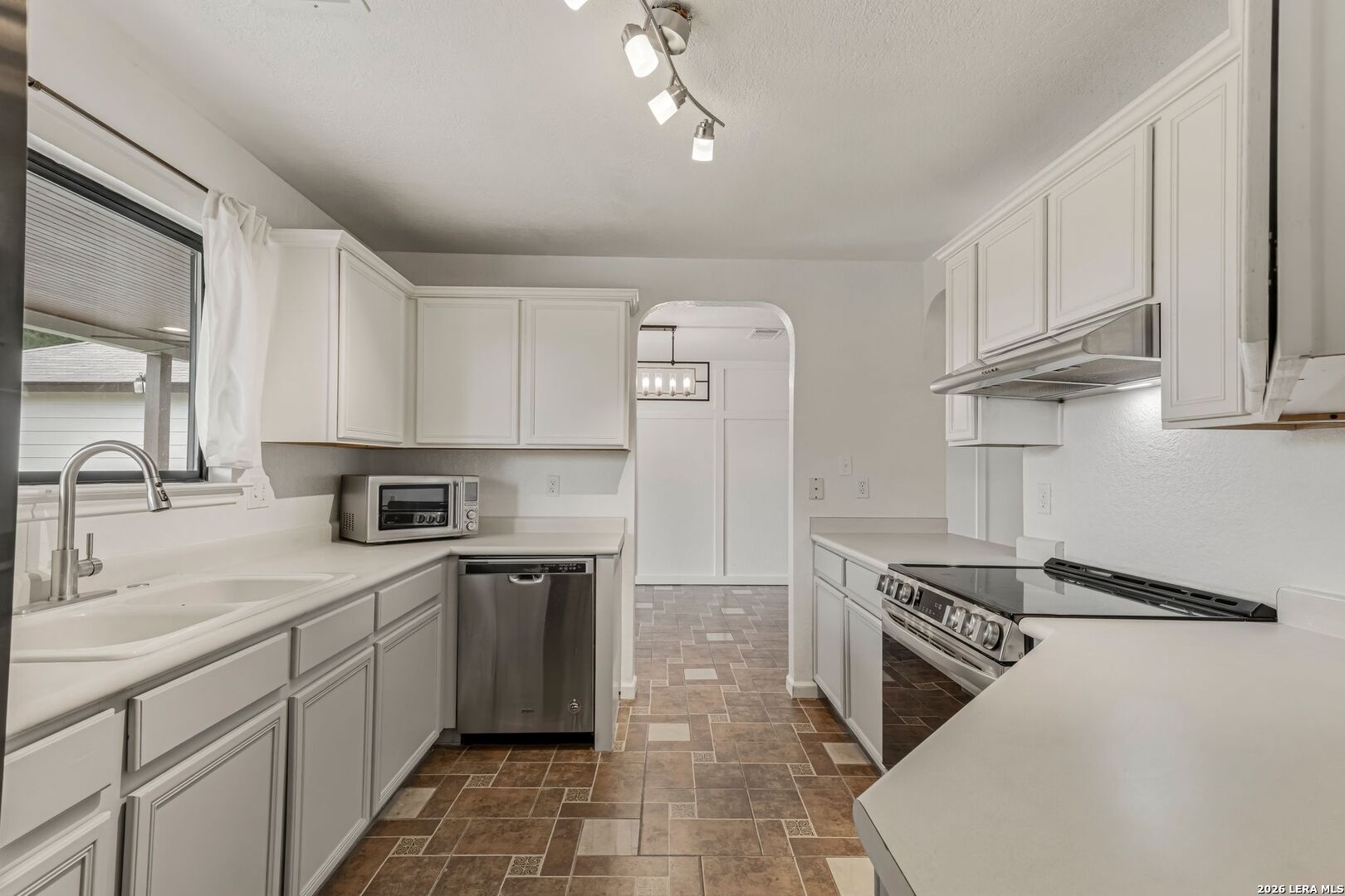 2331 Paddle Creek San Antonio TX 78245