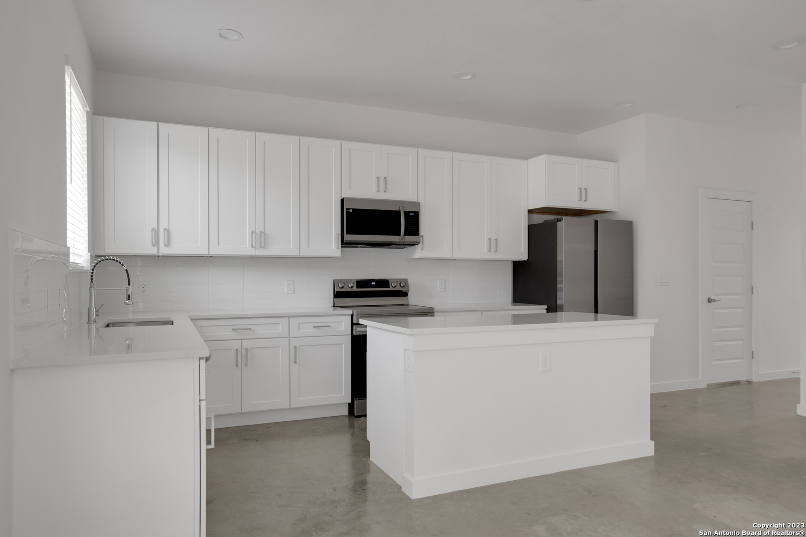 911 Piedmont Avenue San Antonio TX 78210