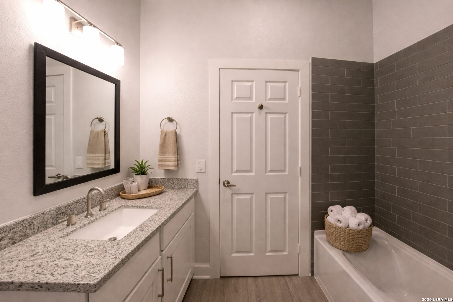 330 E Carson San Antonio TX 78208