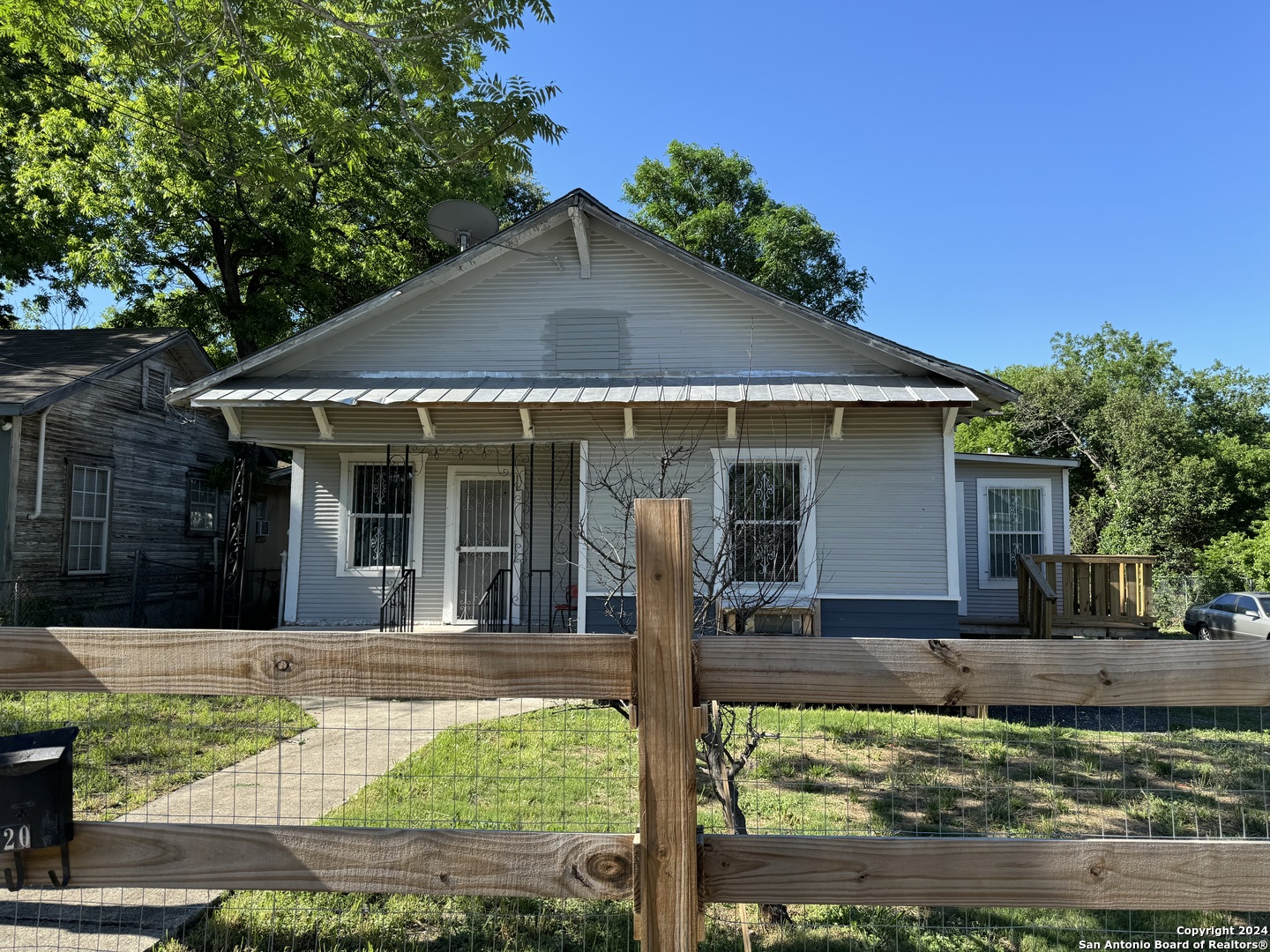 520 W Mitchell Street San Antonio TX 78204