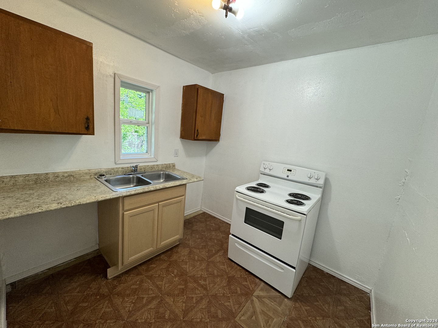 520 W Mitchell Street San Antonio TX 78204