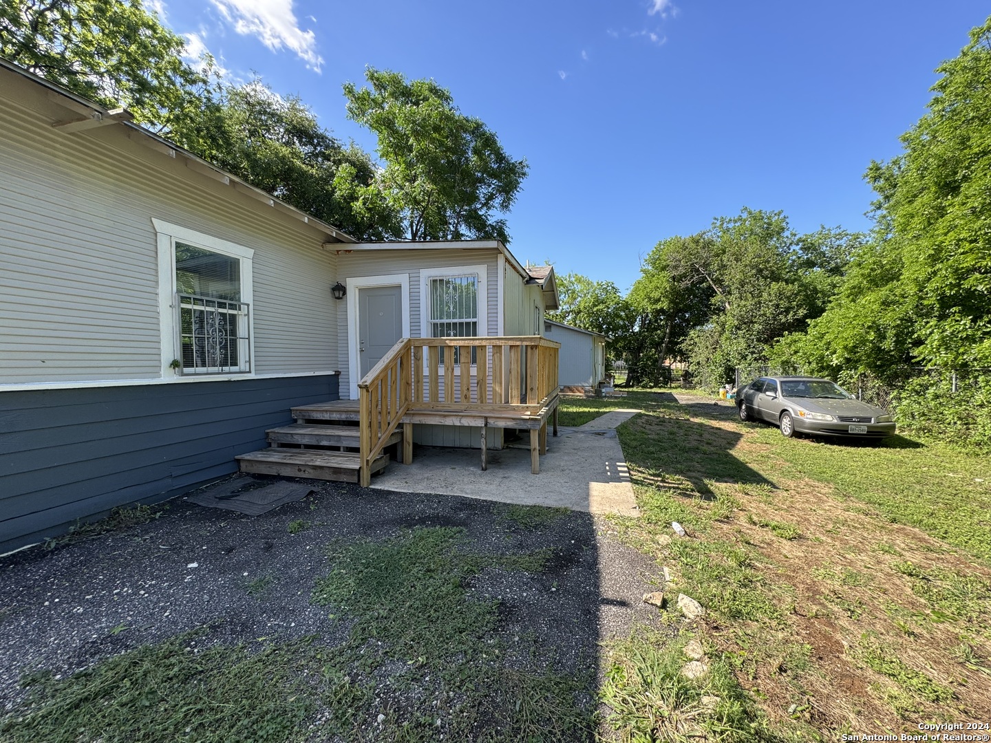 520 W Mitchell Street San Antonio TX 78204